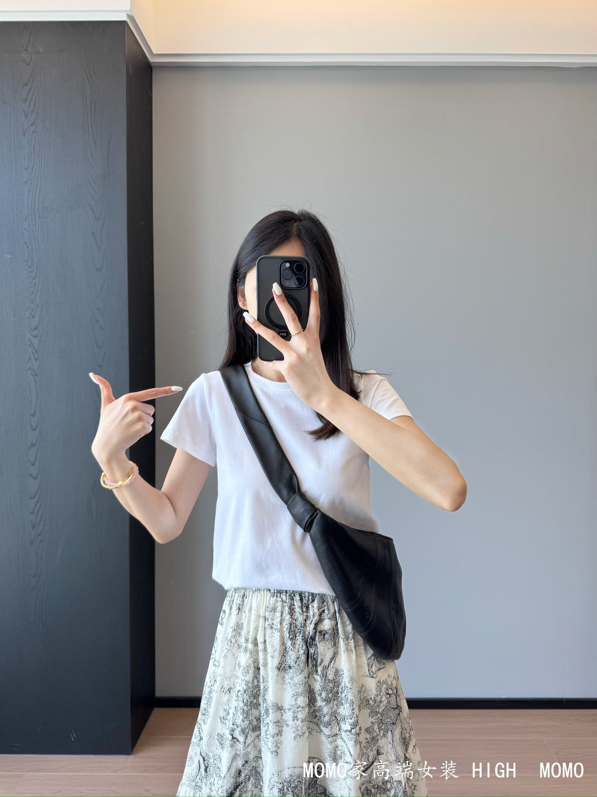 Slimming effect！Sparkling Full Sky Straight Shoulder Stretch Slim Fit Peruvian Cotton Round Neck Basic Short Sleeve T Women's T-shirt25Summer