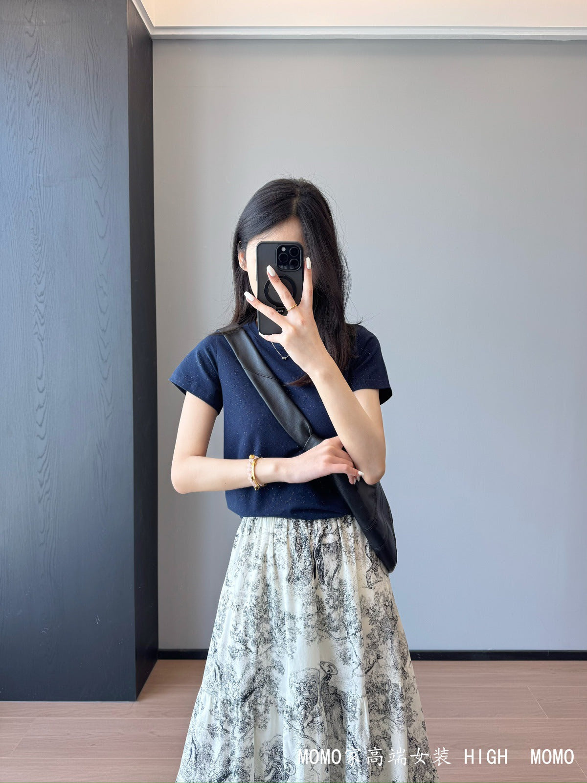 Slimming effect！Sparkling Full Sky Straight Shoulder Stretch Slim Fit Peruvian Cotton Round Neck Basic Short Sleeve T Women's T-shirt25Summer