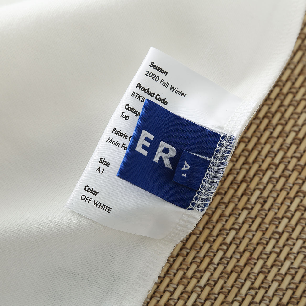 ADER Short Sleeve T Trendy Fashionable Summer Loose Casual Couple Style Shirt with Little Fox Embroidery for Men and Women