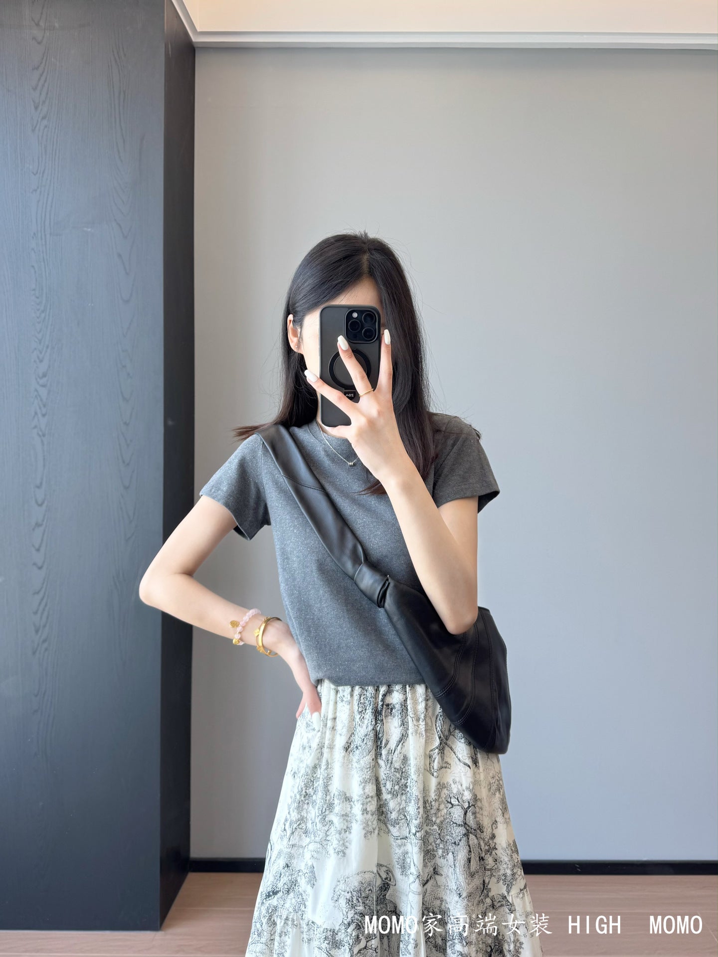 Slimming effect！Sparkling Full Sky Straight Shoulder Stretch Slim Fit Peruvian Cotton Round Neck Short Sleeve T Shirt25Summer