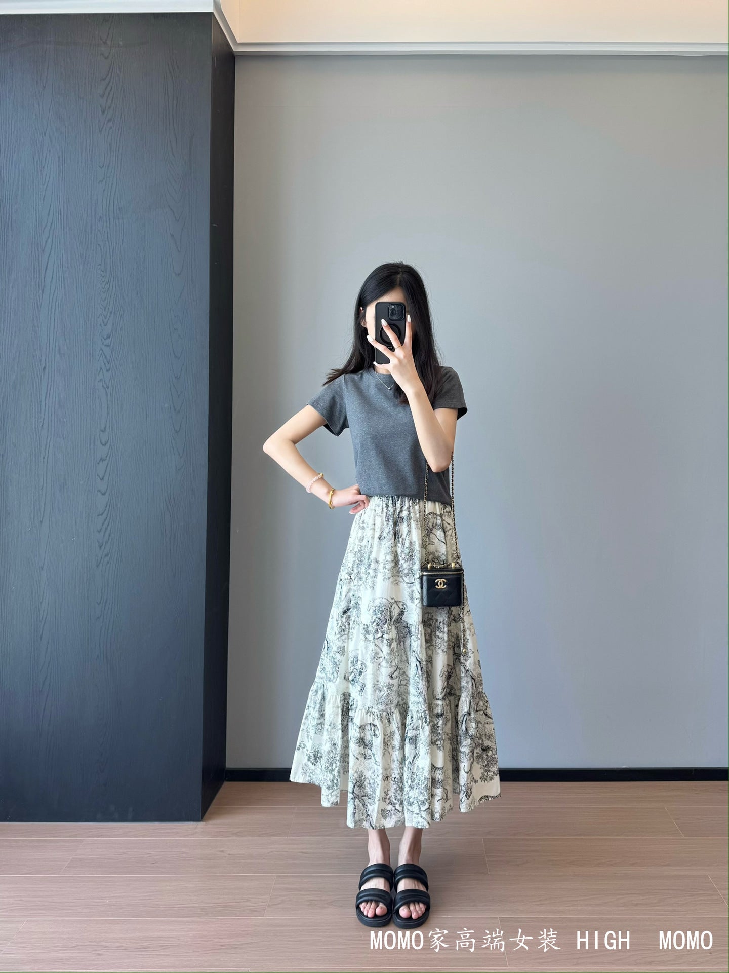 Slimming effect！Sparkling Full Sky Straight Shoulder Stretch Slim Fit Peruvian Cotton Round Neck Short Sleeve T Shirt25Summer