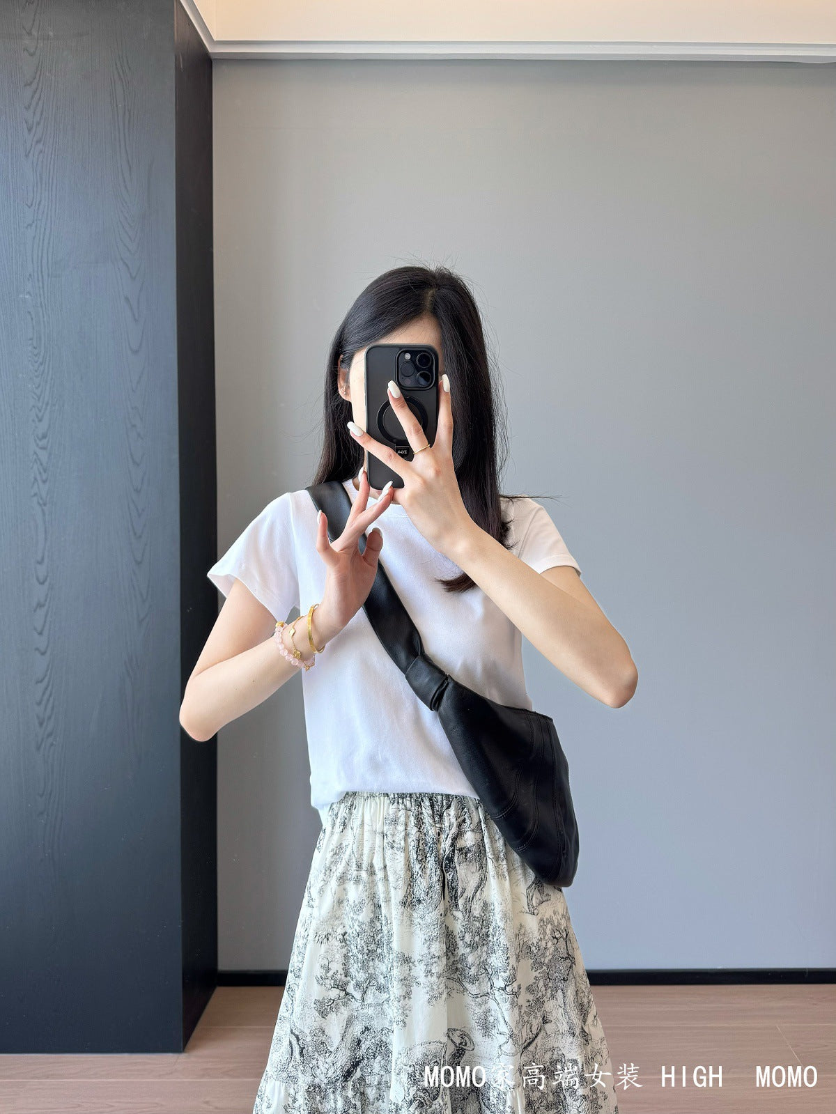 Slimming effect！Sparkling Full Sky Straight Shoulder Stretch Slim Fit Peruvian Cotton Round Neck Basic Short Sleeve T Women's T-shirt25Summer