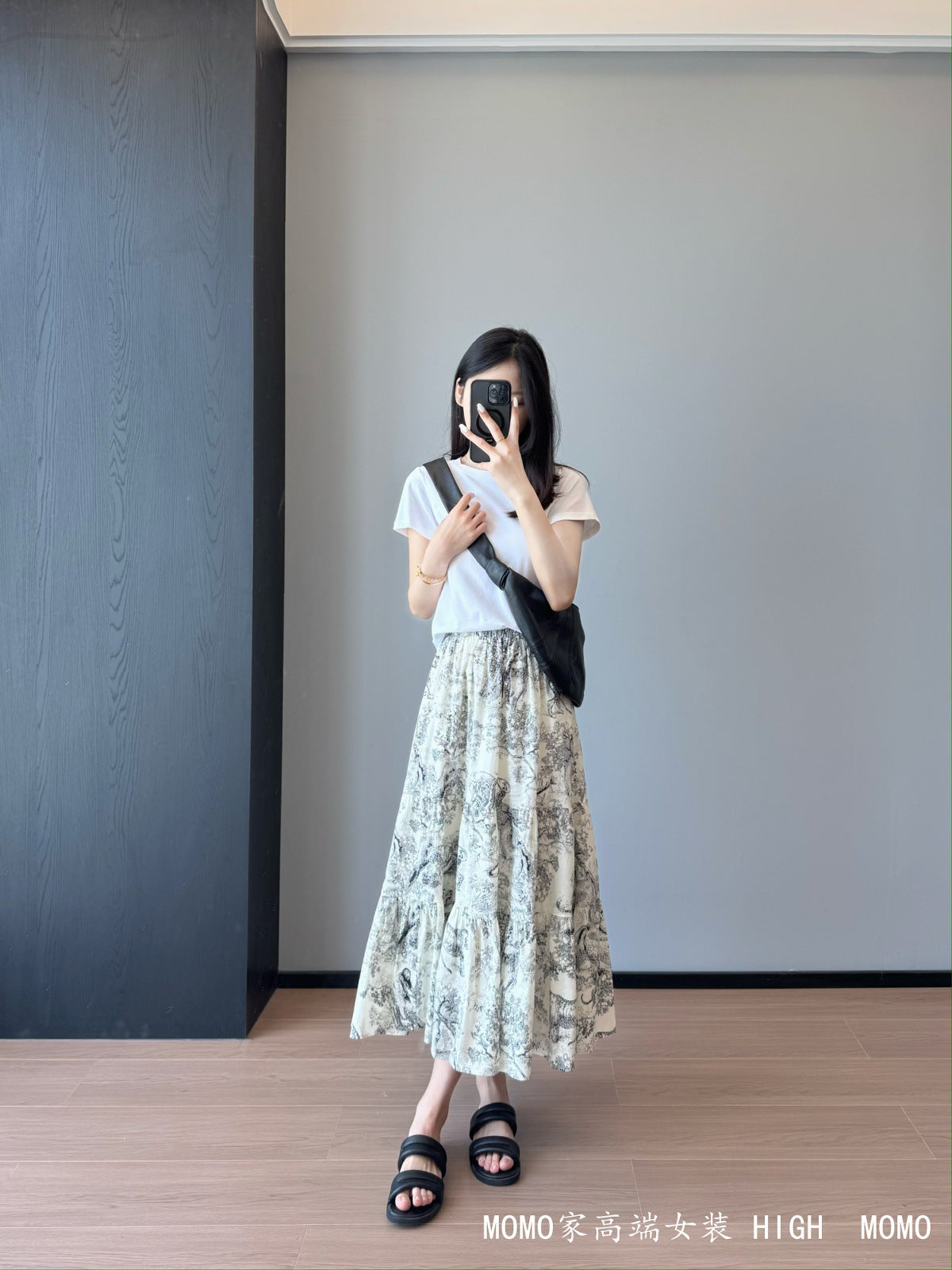 Slimming effect！Sparkling Full Sky Straight Shoulder Stretch Slim Fit Peruvian Cotton Round Neck Basic Short Sleeve T Women's T-shirt25Summer